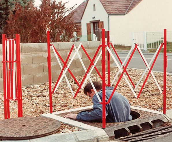 Sulankstomas akordeono šulinio užtvaras, matmenys 1000x1000mm